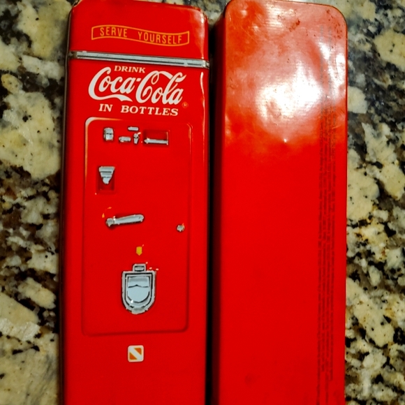 Coca Cola pencil box - Picture 1 of 6